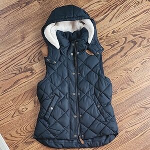 L.O.G.G Quilted Hooded Vest with Suede Detail and a Detachable Hood